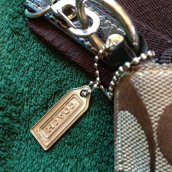 Coach purse - Picture 2 of 3