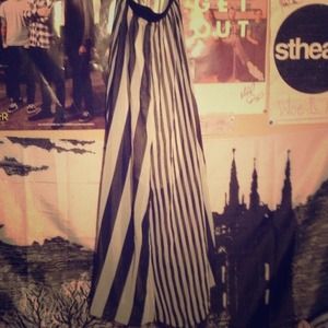 Chiffon Maxi Skirt!
