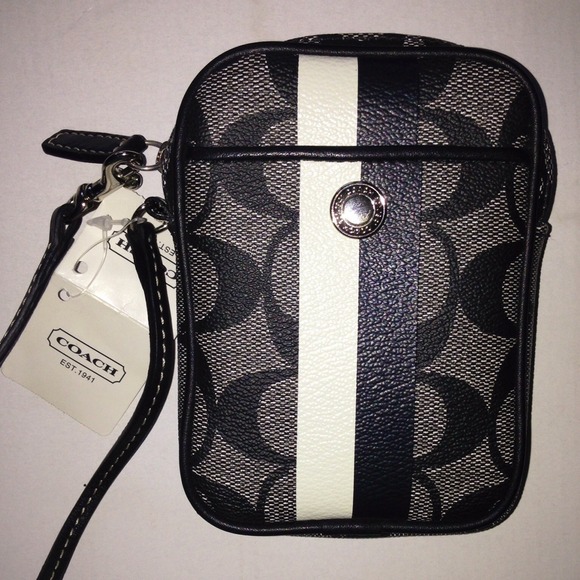 Camera wristlet