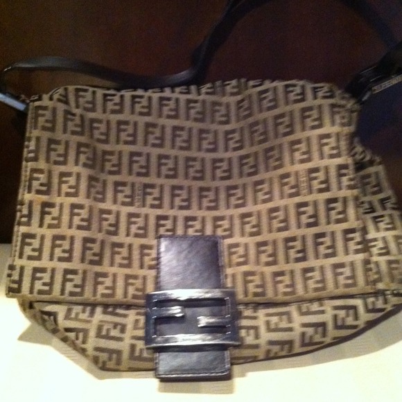 Fendi purse