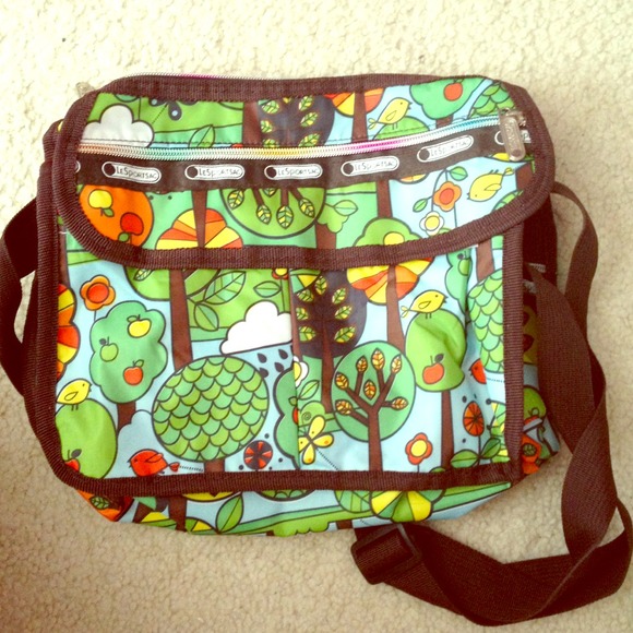 LeSportsac inspired bag!