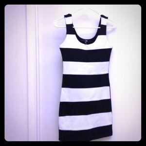 SOLD Stripped bodycon dress small