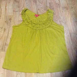 ✨🌻Elle Top size L🌻✨