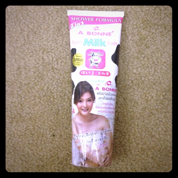 SOLD! A Bonne Spa milk bath soap