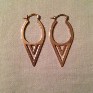 NWOT House of Harlow Rose Gold Earrings
