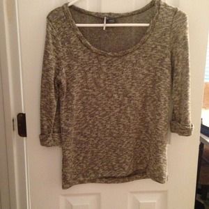 Lose knit sweater