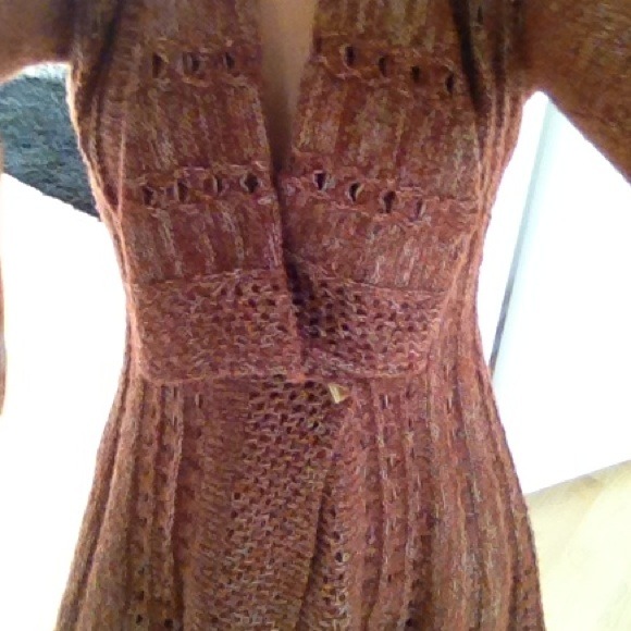 Crochet sweater - Picture 3 of 3