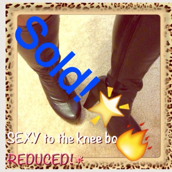 🔥Reduced🔥Black "to the knee" boots!