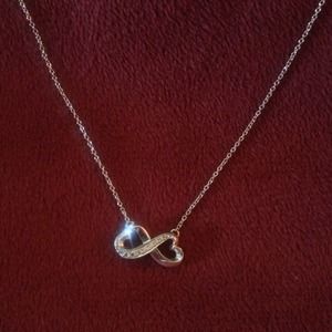 Authentic Tiffany&Co. 18k Paloma Picasso necklace