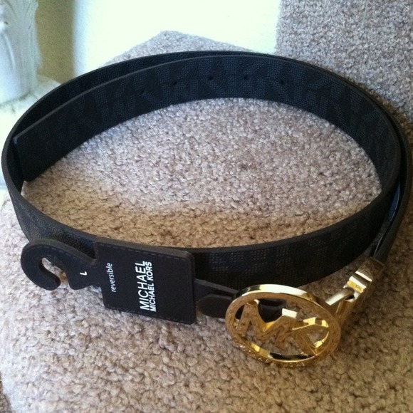 Michael kors reversible belt