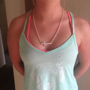 Sideways Cross Necklace 💗