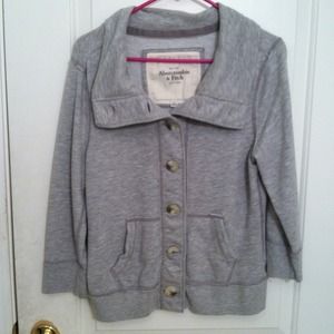⛔TRADED⛔Abercrombie & Fitch sweater worn once