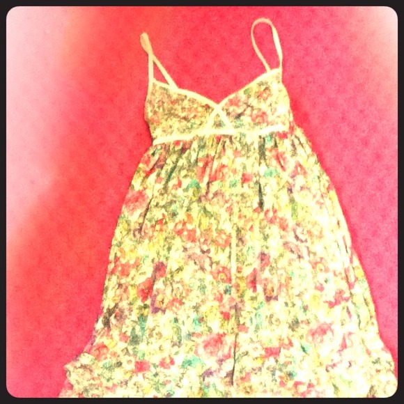 I am selling a floral dress