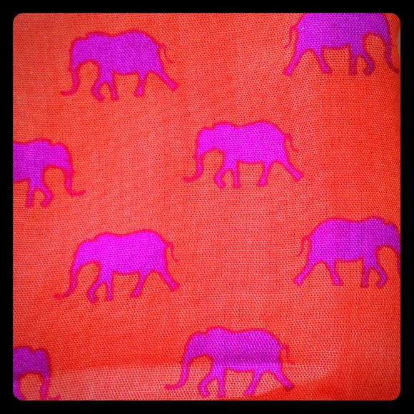 SOLD--Stella & Dot Poppy Scarf Elephant Print Sold