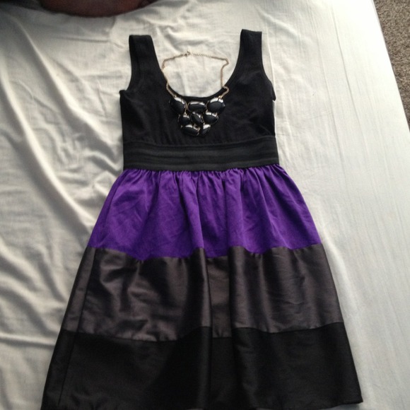🚫SOLD🚫Purple, dark gray &black dress
