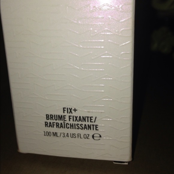 🔴Sold🔴🎀Mac Fix + 🎀 - Picture 2 of 2