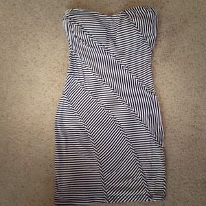 Black and white dress! 🎀