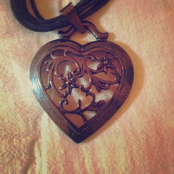 Traded to Tara--Ornate Heart Pendant with necklace