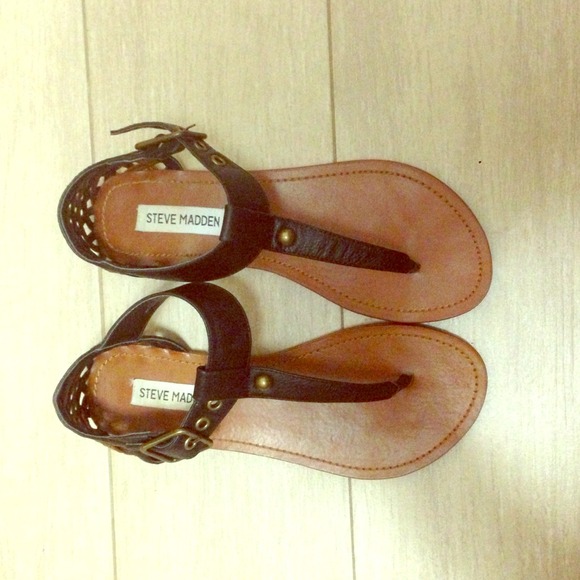 Steve Madden sandals