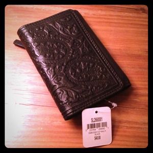 Brand NEW Fossil, Embossed Flip Multi Black Wallet