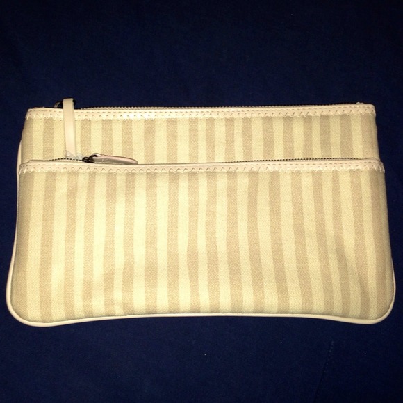 Brand New Bottega Venega clutch price dropped