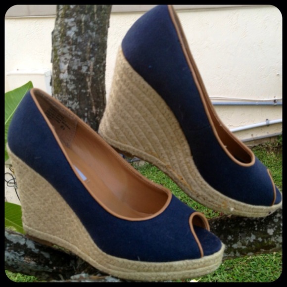Steve Madden Shoes - REDUCED: Navy Rope Wedges