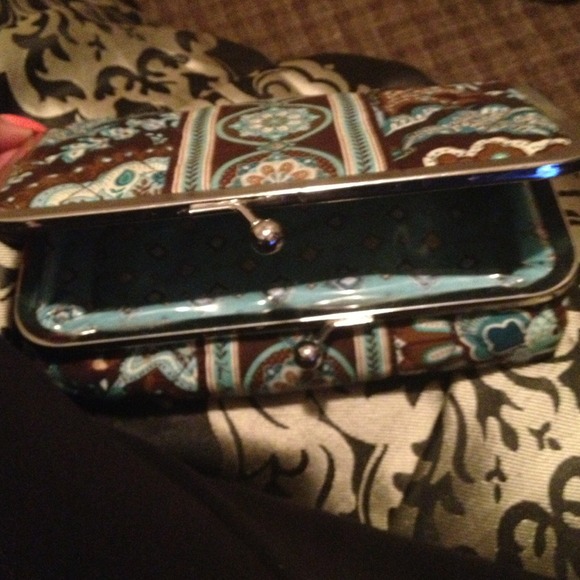 Java blue Vera bradley makeup case