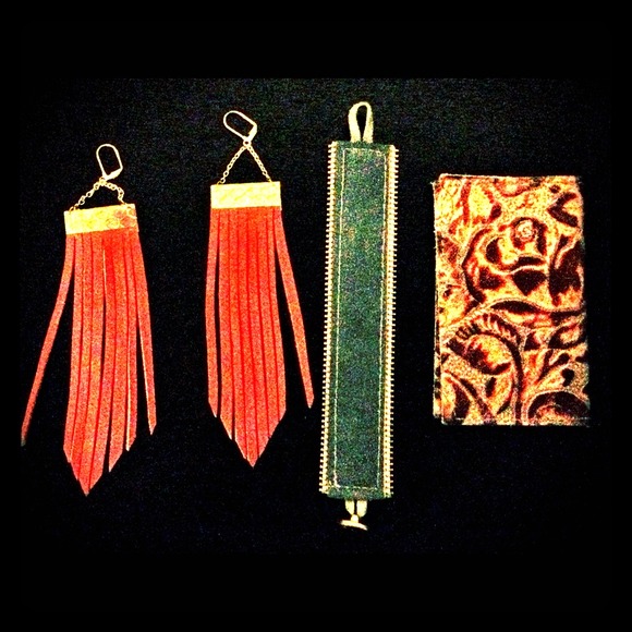 Maya Moon~bundle all 3 or buy separate :)