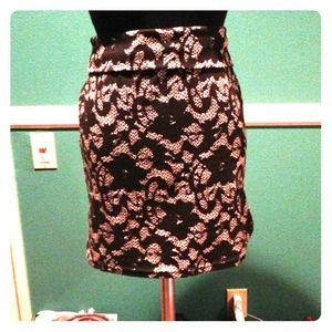 Lace pattern bandage skirt. Cotton On. MEDIUM