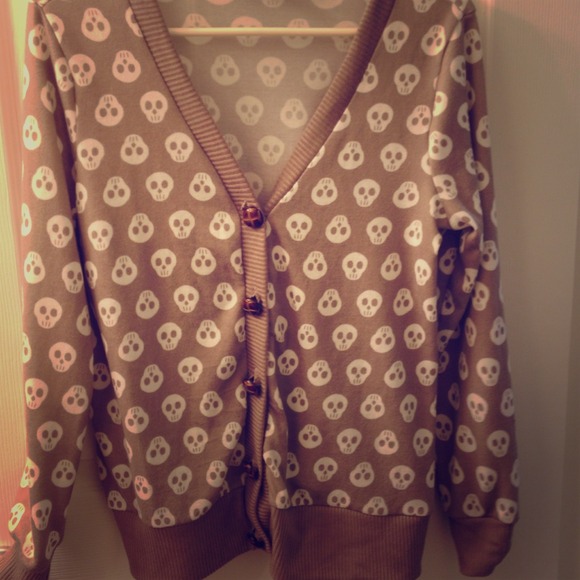Nude skull cardigan