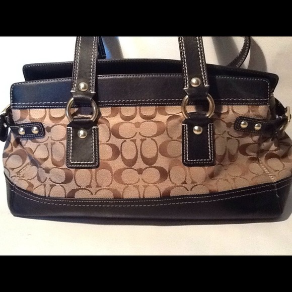 *SOLD!* AUTHENTIC COACH LEGACY PURSE BLACK KHAKI - Picture 2 of 4