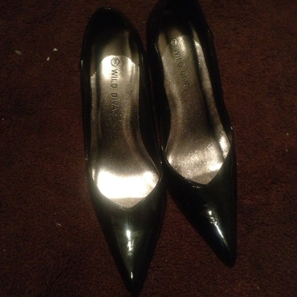 Pointy heels