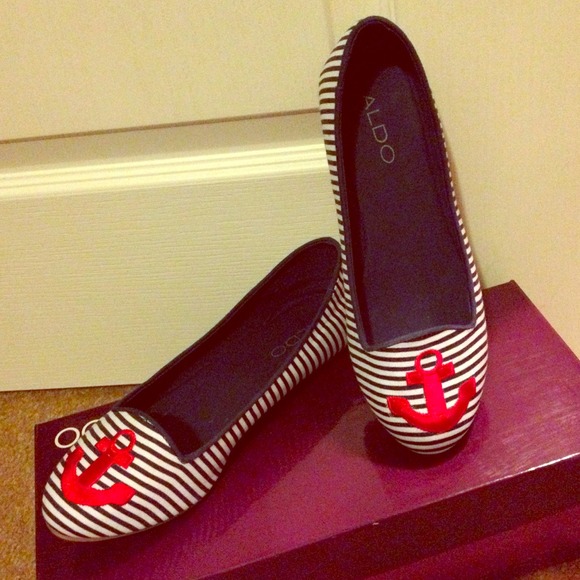 Anchor flats