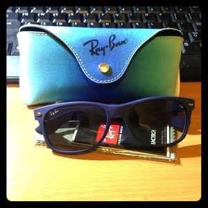 Brand New Ray Ban sunglasses