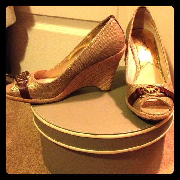 Worn once summer wedges