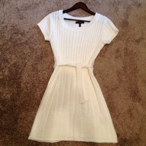 Jessica Simpson Cream Sweater Dress