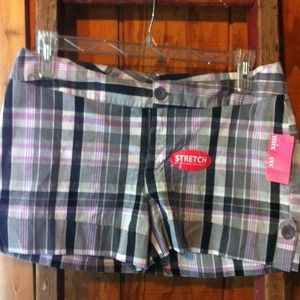 🚫🚫 bundled Grey and purple checked shorts