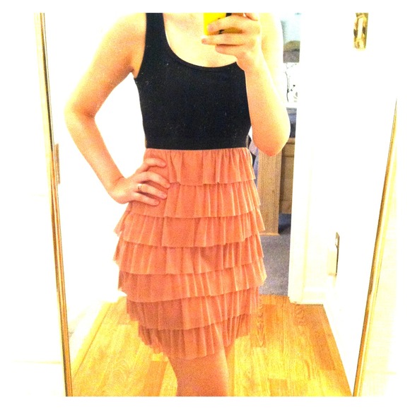 Cute and comfy ruffle dress!