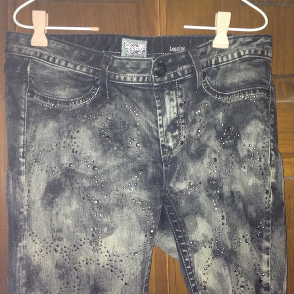 ❌SOLD in BUNDLE❌💎💜EXPRESS legging jeans💜💎 - Picture 3 of 4