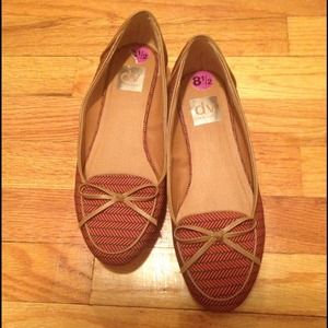 DV by Dolce Vita Casual Fabric Flats Size 8.5