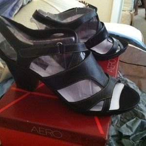 Black platform 🎀RESERVED for Sabba🎀