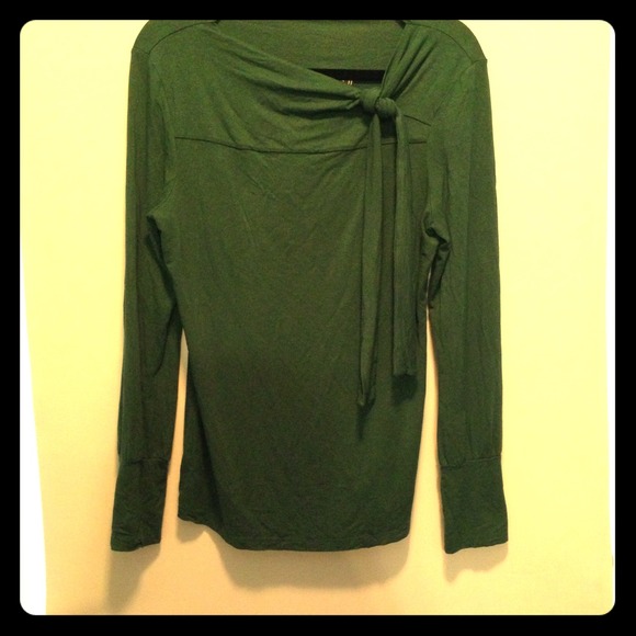 The Limited Tops - 🚫sold Green long sleeve top