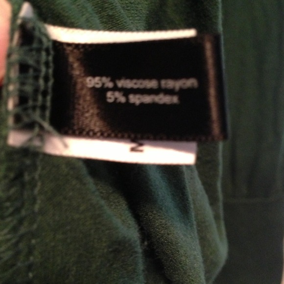 🚫sold Green long sleeve top - Picture 4 of 4