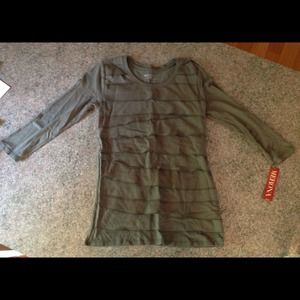 3/4 Sleeve Tiered Top