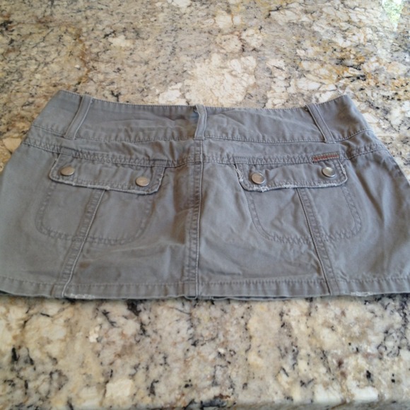 DONATED WEATHERVANE size 5 skirt