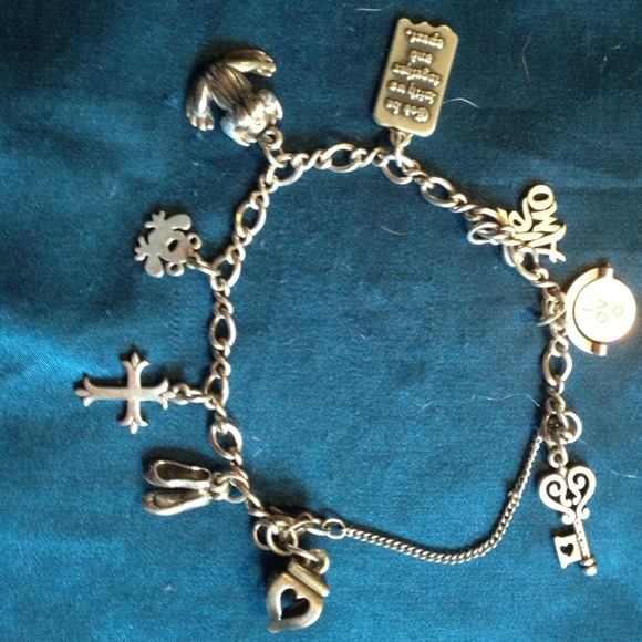 SOLD!!!! James Avery Charm Bracelet