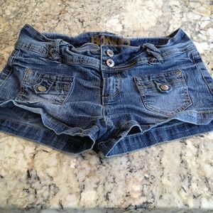 BUNDLED BONGO size 3 denim shorts