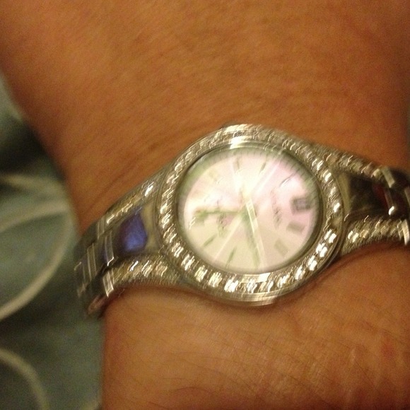 Fossil pink watch - Picture 2 of 4