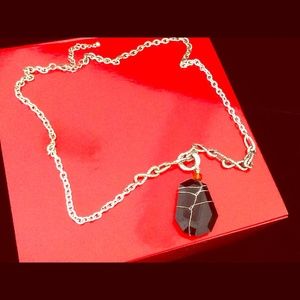 🎉HOST PICK🎉 SILVER TONE W/BLACK STONE NECKLACE