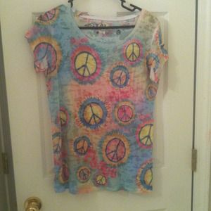 Peace sign tye dye shirt